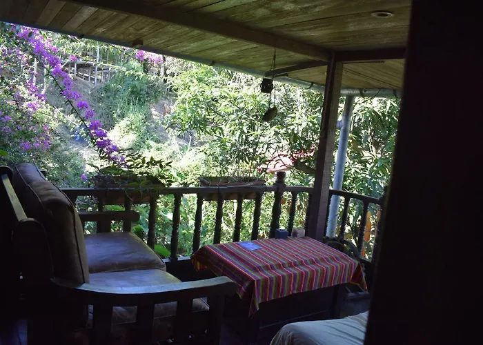 Casa Hospedaje Tingomaria
